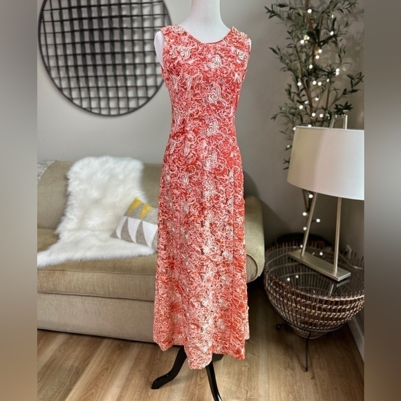 Dresses & Skirts - Velvet floral cutout pattern column dress SZ S